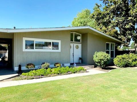 934 W Feemster Ave, Visalia, CA 93277 photo 2