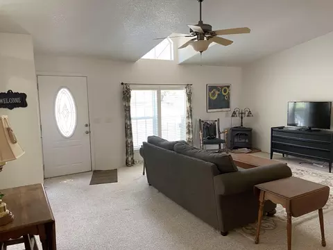 40844 Ferndale Dr, Three Rivers, CA 93271 photo 6