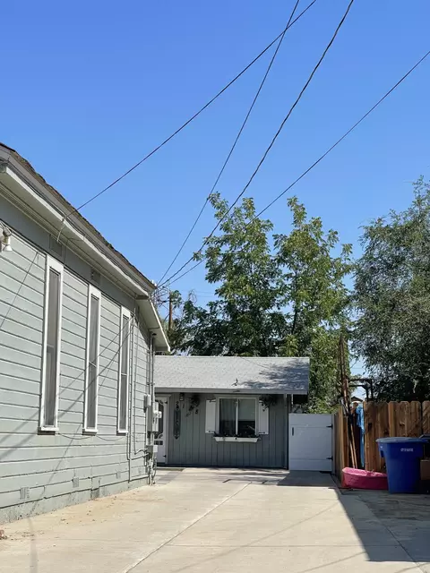 214 E Myrtle St, Hanford, CA 93230 photo 20