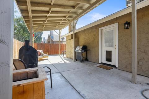 1530 E Sunnyview Ave, Visalia, CA 93292 photo 25