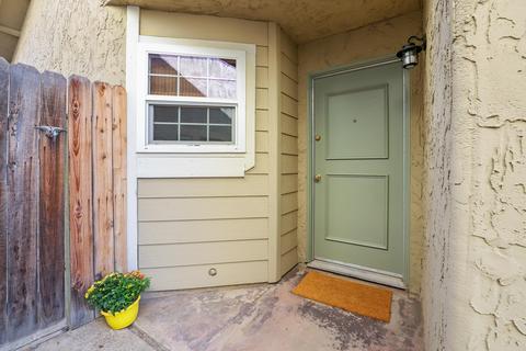 1530 E Sunnyview Ave, Visalia, CA 93292 photo 3
