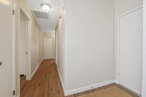 1530 E Sunnyview Ave, Visalia, CA 93292 photo 5