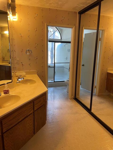 1901 E Vine Ave, Visalia, CA 93292 photo 6