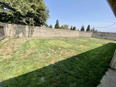 4230 E Iris Ave, Visalia, CA 93292 photo 22