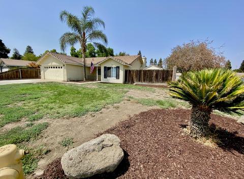 4230 E Iris Ave, Visalia, CA 93292 photo 1