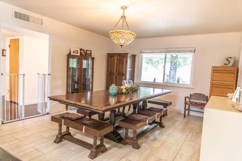 242 E Colonial Cir, Tulare, CA 93274 photo 5