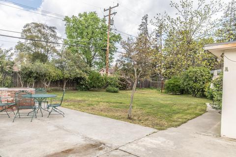 242 E Colonial Cir, Tulare, CA 93274 photo 24