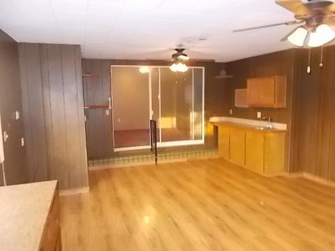 2947 E St, Selma, CA 93662 photo 5