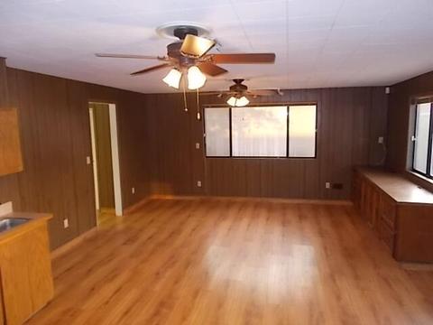 2947 E St, Selma, CA 93662 photo 4