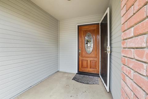 3042 E Race Ave, Visalia, CA 93292 photo 5