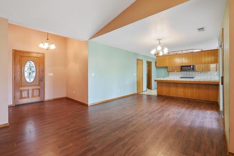 3042 E Race Ave, Visalia, CA 93292 photo 6