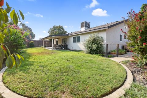 1127 W Cherry Ct, Visalia, CA 93277 photo 40