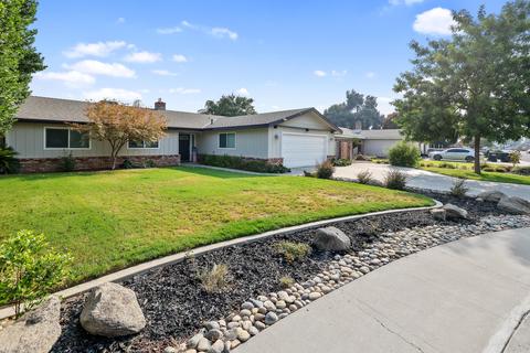1127 W Cherry Ct, Visalia, CA 93277 photo 2