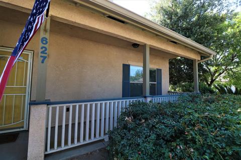 627 Danae Ct, Exeter, CA 93221 photo 4