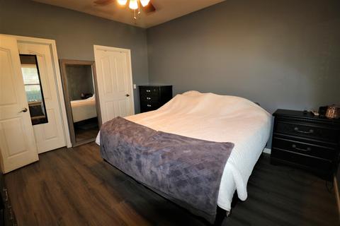 627 Danae Ct, Exeter, CA 93221 photo 14