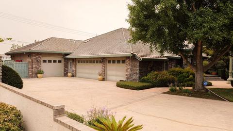 3335 E Vassar Ct, Visalia, CA 93292 photo 3