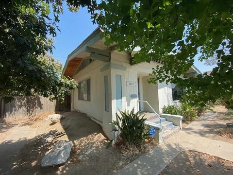 1177 El Monte Way, Dinuba, CA 93618 photo 4