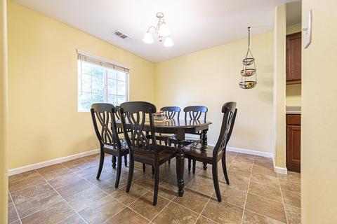 4235 E Stapp Ave, Visalia, CA 93292 photo 10