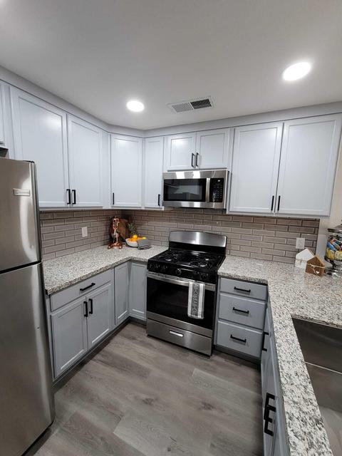 732 E Harold Ave, Visalia, CA 93292 photo 10