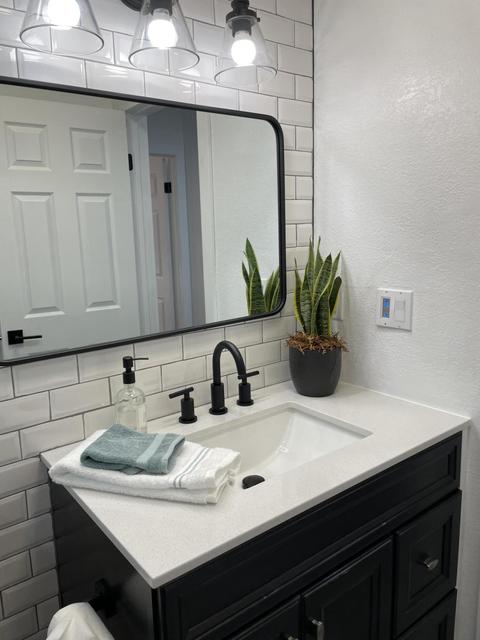 732 E Harold Ave, Visalia, CA 93292 photo 16