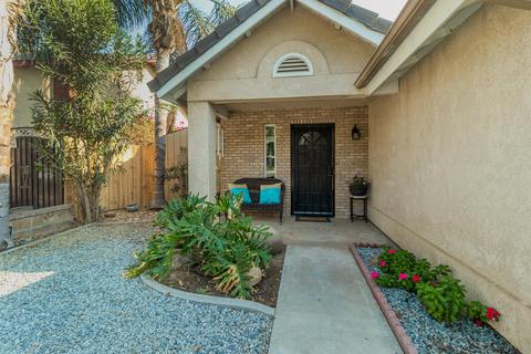 57 Devon Dr, Lemoore, CA 93245 photo 2