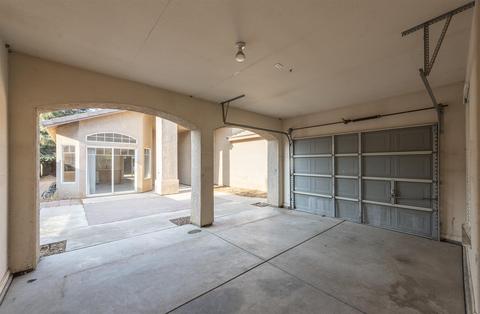 1622 E Victor Ave, Visalia, CA 93292 photo 39