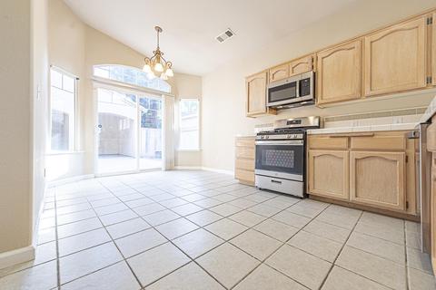 1622 E Victor Ave, Visalia, CA 93292 photo 15