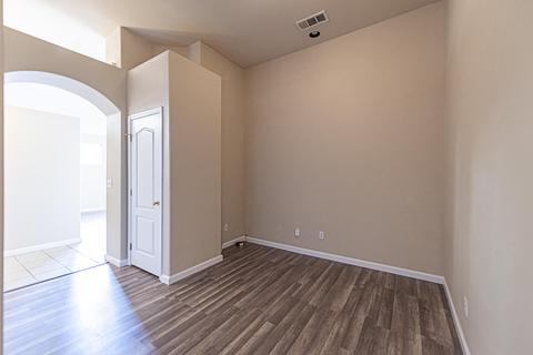1622 E Victor Ave, Visalia, CA 93292 photo 27