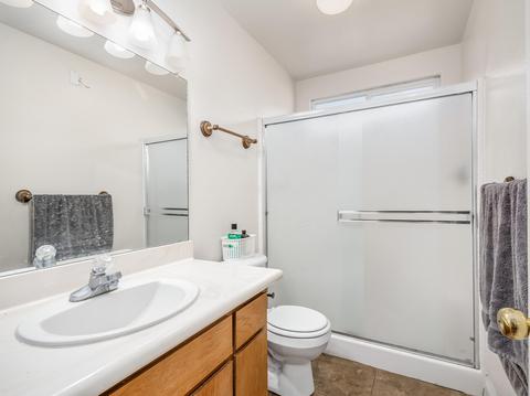 3735 E Belmont Ave, Visalia, CA 93292 photo 16