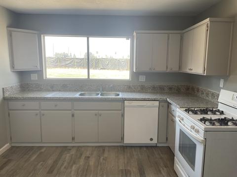 912 E K Ave # A, Visalia, CA 93292 photo 11