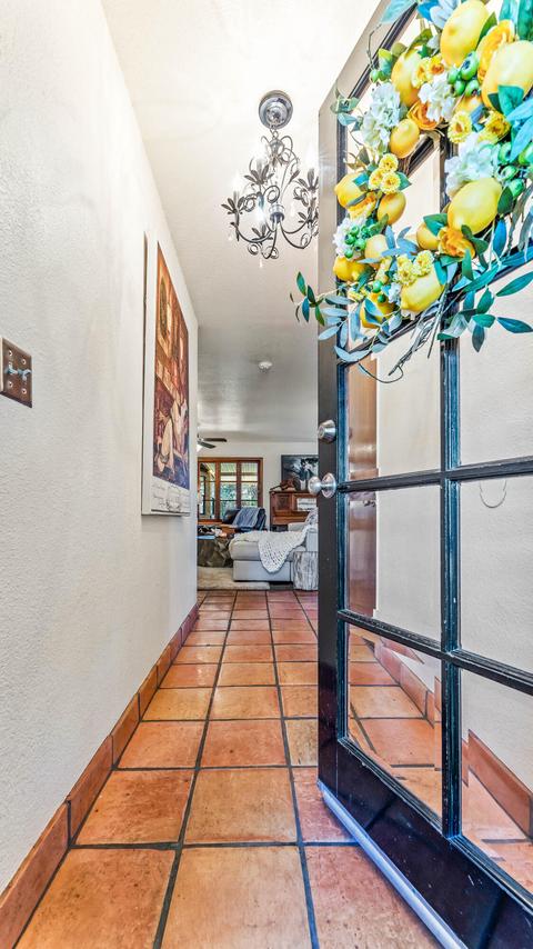 709 Westwood Dr, Exeter, CA 93221 photo 4