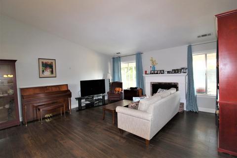 532 Powell Ave, Exeter, CA 93221 photo 4