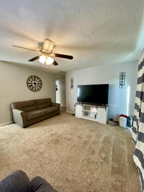 19685 Park Ln, Lemoore, CA 93245 photo 9
