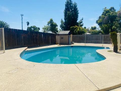 14 S Olive St, Lemoore, CA 93245 photo 8