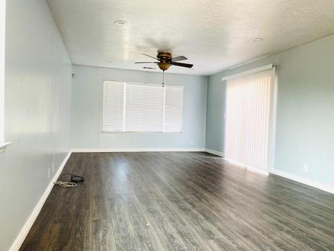 14 S Olive St, Lemoore, CA 93245 photo 3