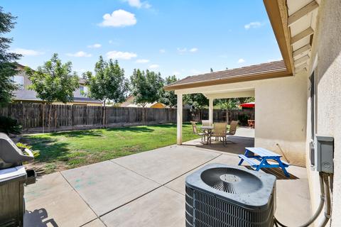 3825 E Hillcrest Ave, Visalia, CA 93292 photo 27
