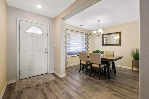 3825 E Hillcrest Ave, Visalia, CA 93292 photo 6
