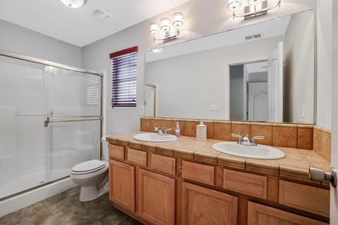 3825 E Hillcrest Ave, Visalia, CA 93292 photo 24