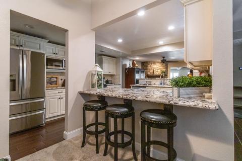 1596 Tollhouse Ln, Clovis, CA 93611 photo 8