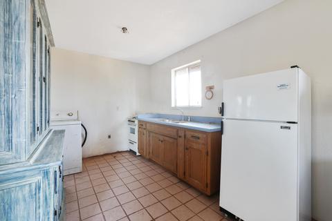 39665 E Kings Canyon Rd, Dunlap, CA 93621 photo 9