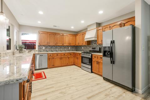 203 Hampton Ct, Exeter, CA 93221 photo 14