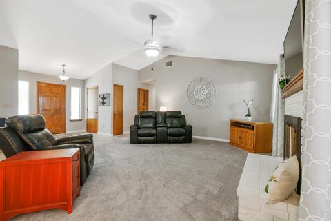 203 Hampton Ct, Exeter, CA 93221 photo 9