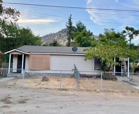 35315 Pine Dr, Springville, CA 93265 photo 1