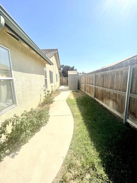 1010 Makenna St, Lemoore, CA 93245 photo 40