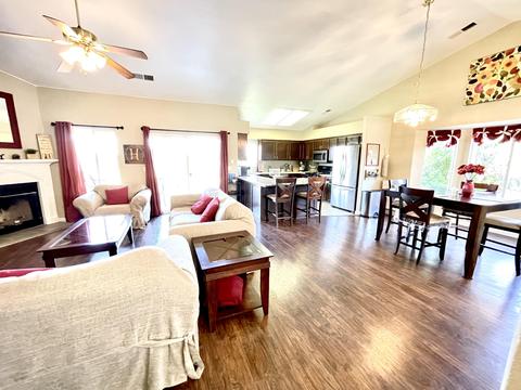 1010 Makenna St, Lemoore, CA 93245 photo 6
