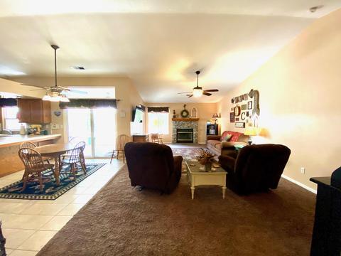 2416 E Harter Ct, Visalia, CA 93292 photo 4