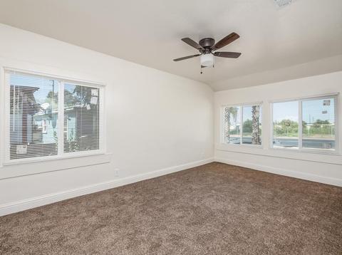 417 E 3rd St, Hanford, CA 93230 photo 9