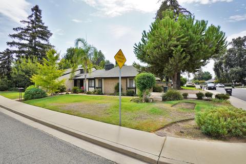 2319 E Harvard Ct, Visalia, CA 93292 photo 3