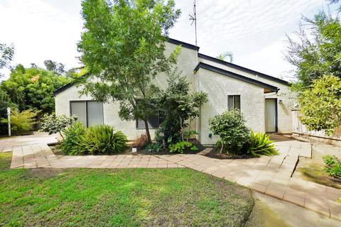 2319 E Harvard Ct, Visalia, CA 93292 photo 62