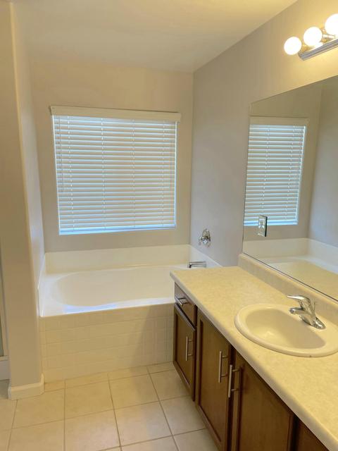 4230 E Oak Ave, Visalia, CA 93292 photo 16